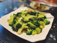 清炒西兰花-褒河栈道渔庄(建工路总店)