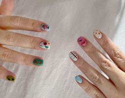 -孔雀手美甲美睫护理