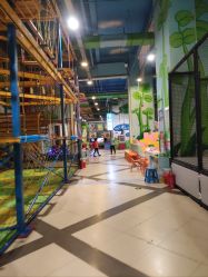 -哆啦爱梦儿童乐园(住邦城市广场店)