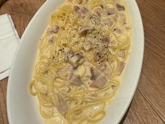 -玛格萝妮比萨屋(四平店)