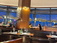 -MONICH牛排融合餐厅(和义大道购物中心店)