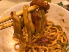 -黑八私房老北京炸酱面