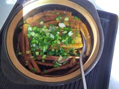 芋艿煲-东方御花园酒店