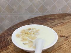 莲子双皮奶-沙湾姜埋奶(兴新包店)
