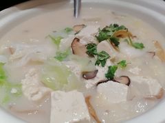 -梅利汴京烤鸭•开封豫菜地标店(东大街店)