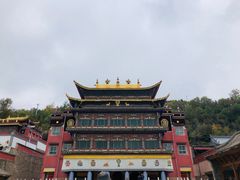 -塔尔寺游客服务中心