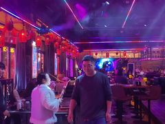 -喜鹊音乐酒馆(西街店)