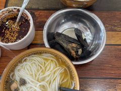 -正宗李家土鸡米线店