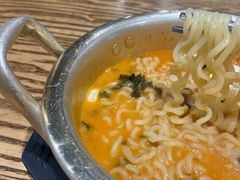 -吴草鸡爪오초닭발韩食堂(融恒盈嘉中心店)