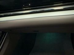 -鲨鱼皮汽车凹陷玻璃修复(静安店)