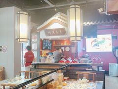 -川流不息·地道川菜·小龙虾(新松江路店)