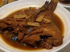 偏口-巢香扣肉馆