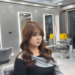 点击看大图 -老佛爷Hair染发烫发Salon