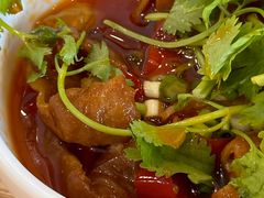-碗里捞川渝特色面(沙河玖耀里店)