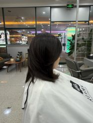 -韩国丽安形象设计