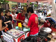 -詹爷爷乌节路街头冰淇淋