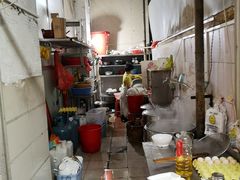 -阿阳牛腩腌面店