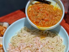 -裕兴记•蟹黄面馆(人民广场店)