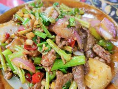 爆炒小黄牛-苗湘食府(十年店)