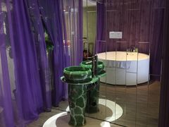 -简洛澜山酒店(武汉光谷步行街店)