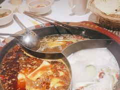 -老房老舍重庆火锅(假日城市店)