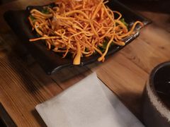 -湊湊火锅·茶憩(杭州湖滨银泰in77店)