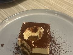-必胜客(证大大拇指店)