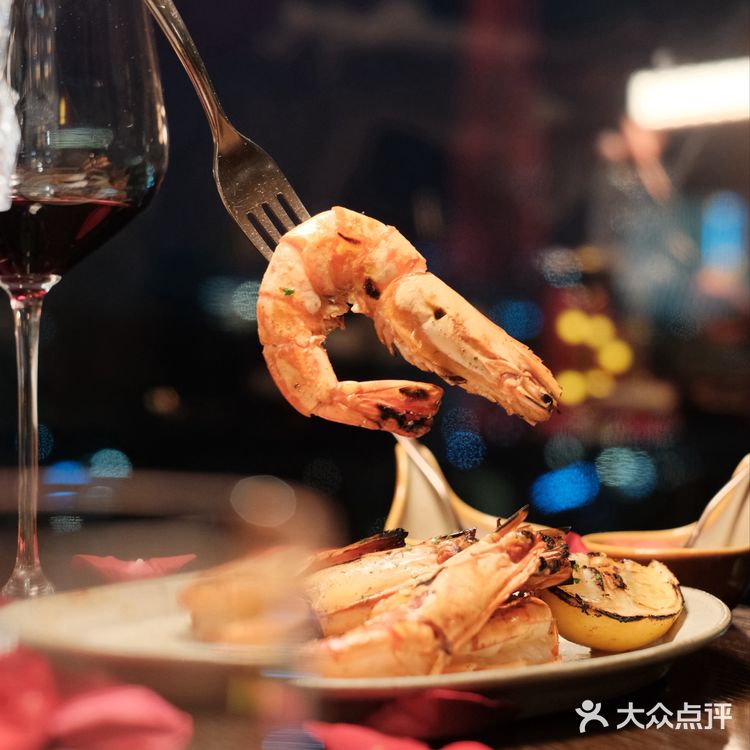 廣州塔下榮獲2025米其林入選指南餐廳