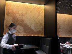 -左庭右院鲜牛肉火锅黑金店(陆家嘴中心店)