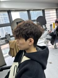 -宫铭烫发染发接发店