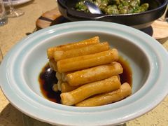 -铜锣湾·有麝自然香(重庆新天地店)