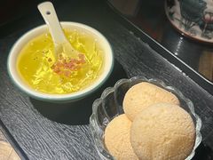 -老宅藕香·湖北菜·非遗藕汤·武昌鱼(黄鹤楼景观店)