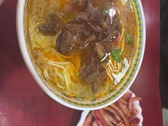 -金杨拉面王小吃面馆·牛三宝面·红烧牛肉粉