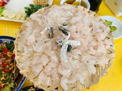 -官塘陈记鱼生·潮汕砂锅粥·牛肉火锅(潮枫路总店)