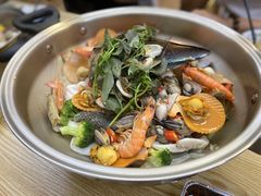 皇后无水火锅-派派茶客(金杏花园店)