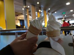 -麦当劳(百荣世贸商城店)
