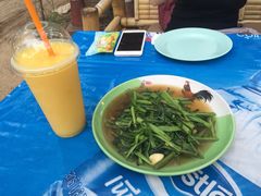 -Thiw Soen Seafood Restaurant