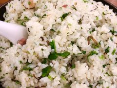 石锅炒饭-侬佳蒸菜馆(听潮店)