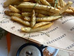 -Mark&Mars Restaurant