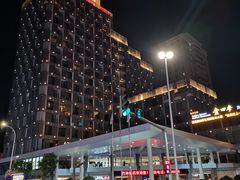 -珠海拱北口岸希尔顿欢朋酒店