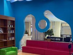 -Swim斯卫姆国际儿童游泳中心(红博中央公园店)