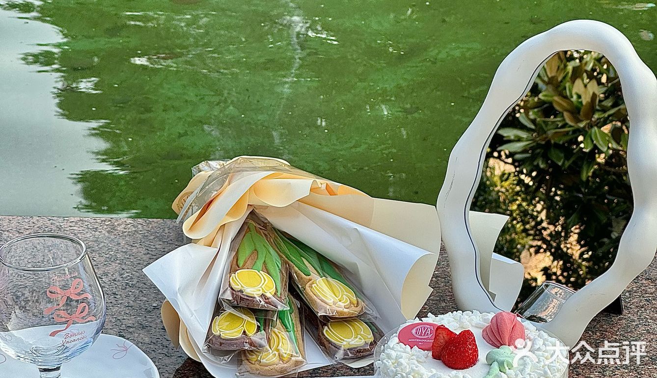 上海近期的漂亮小甜甜…郁金香🎂🌷……