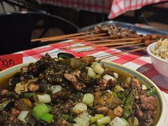 -李双猪·小龙虾·烧烤·羊肉煲(乐山店)