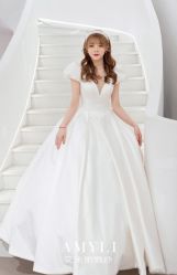 -艾米丽婚纱礼服