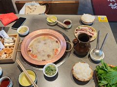 -阿婆情腊排骨火锅·野生菌季(古城旗舰店)