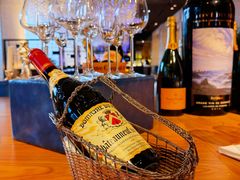 -AZUR聚(香格里拉饭店)