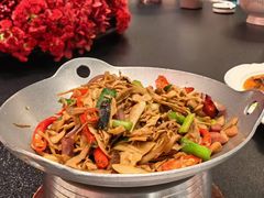 -三生三味密宗川菜·江景餐厅(来福士店)