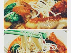 冬阴功汤鸡扒米线-香港仔茶餐厅(凤阳店)