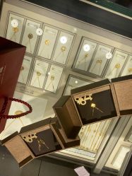 -周大福CHOW TAI FOOK(新区美罗商城店)