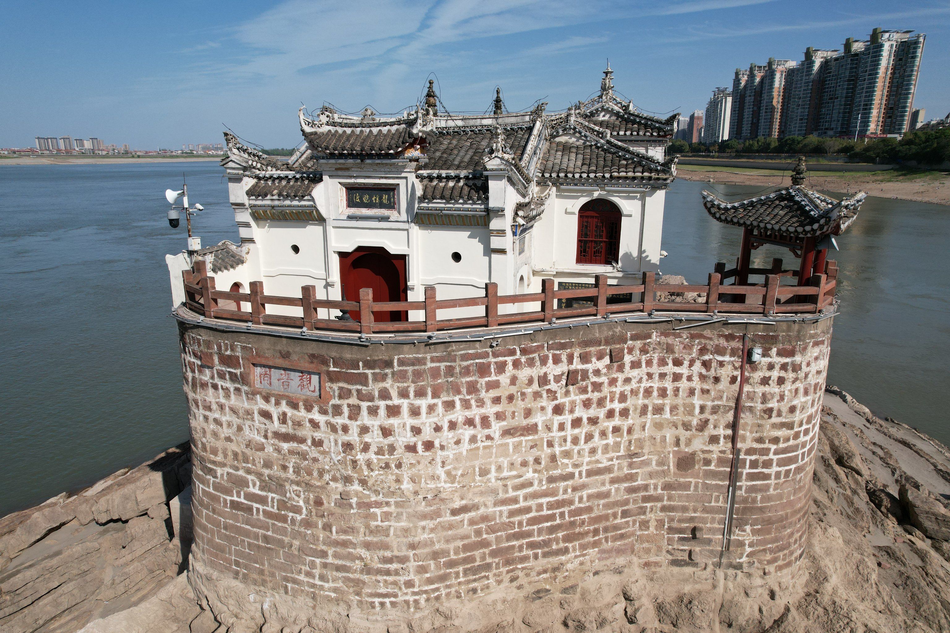 长江上唯一的一座寺庙